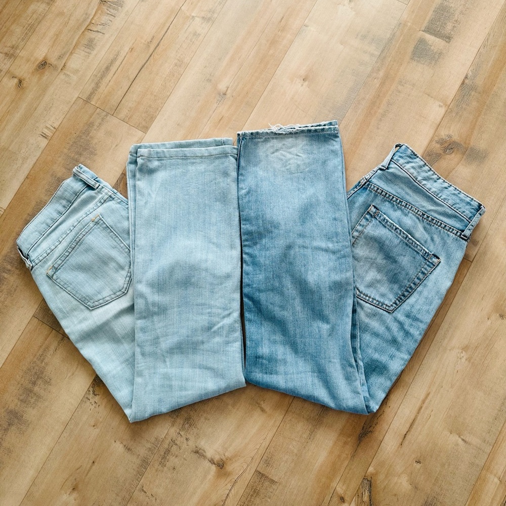 2 Pcs Light Wash Low Waist  Women Blue Jeans Size M